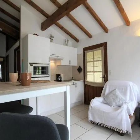 House Iratze Xumea 164 بيت للعطل